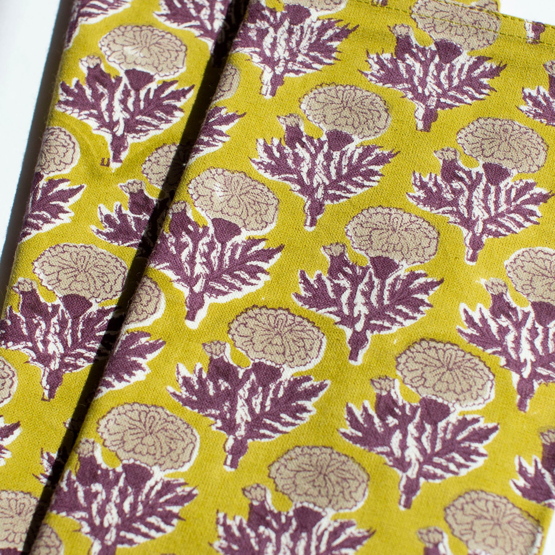 Sonya - Block-printed Table Napkins - Set of 4 (Plum) - Thumbnail 3