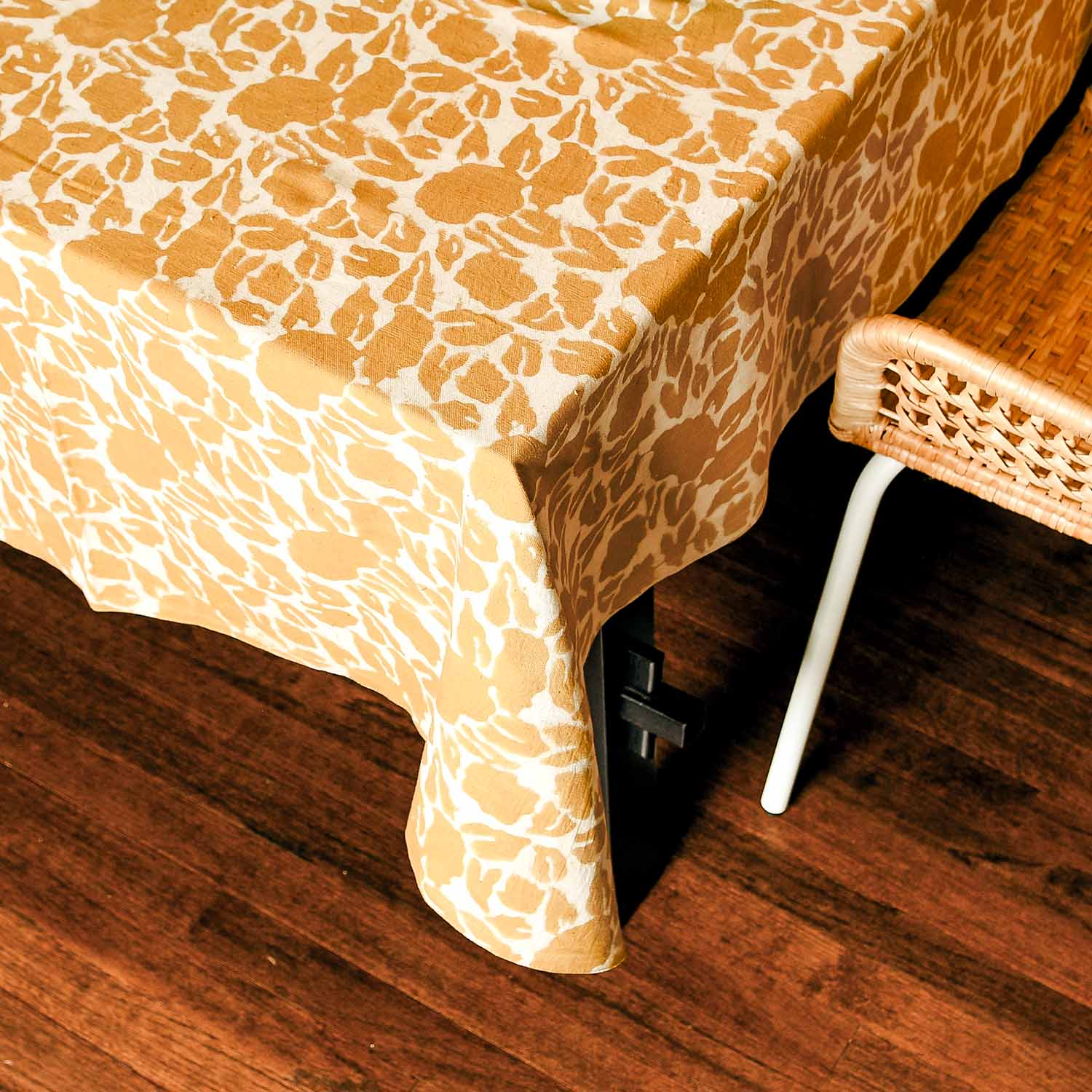 Salt & Sundry Yan Tablecloth - Thumbnail 3