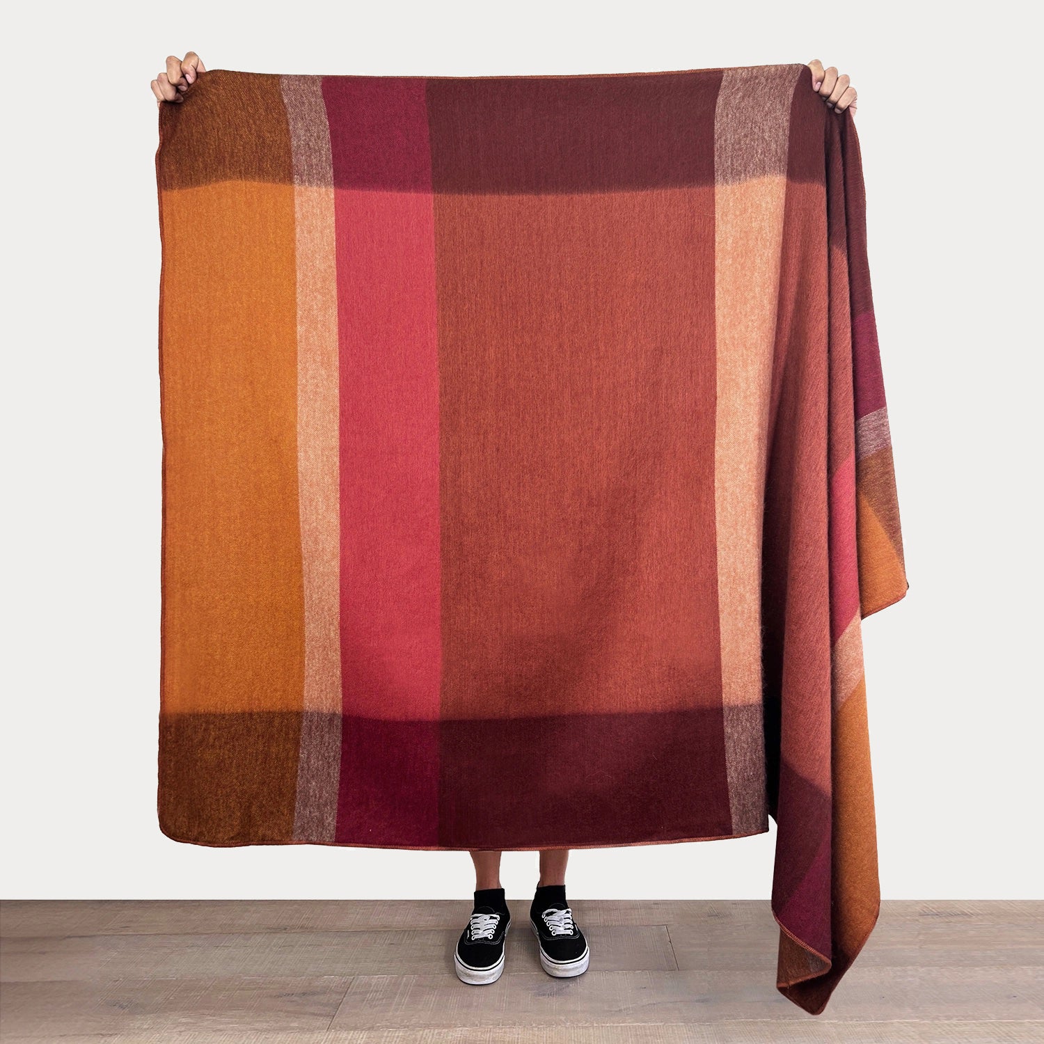 Amber Alpaca Throw - Thumbnail 2