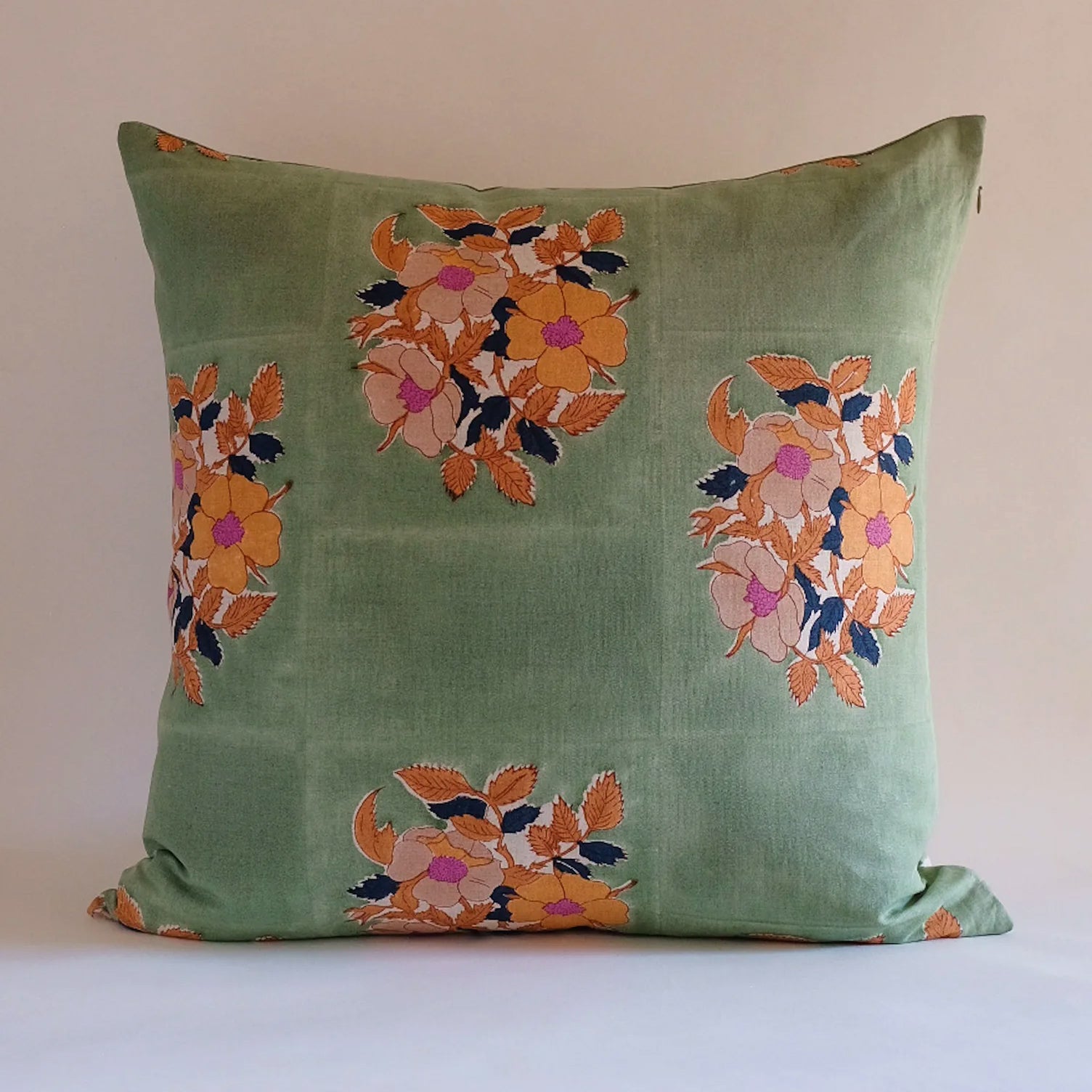 Soil to Studio DIA Linen Pillow - Thumbnail 3