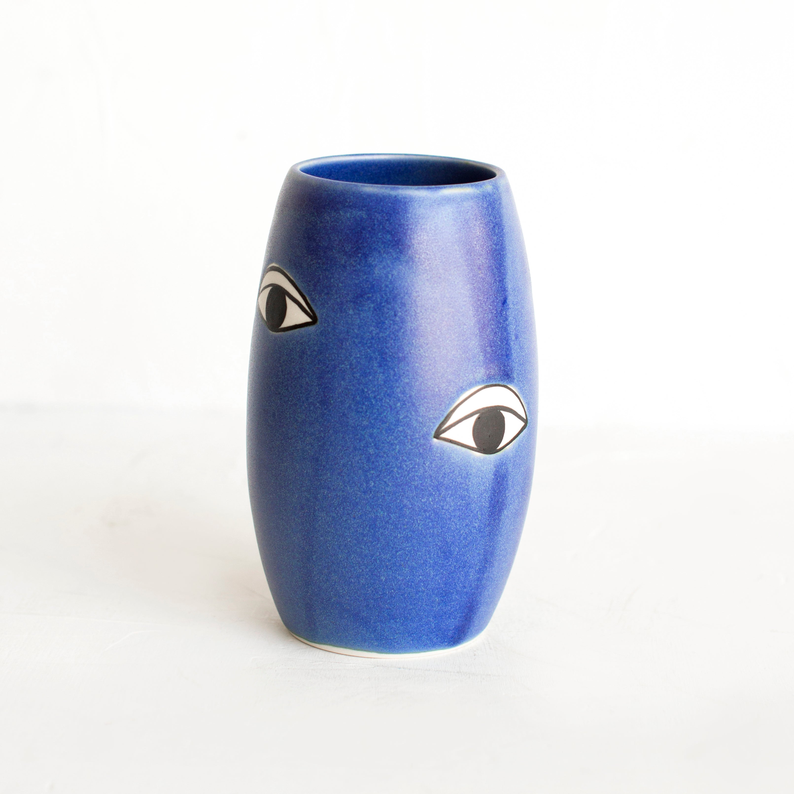 Many Eyes Vase - Thumbnail 3