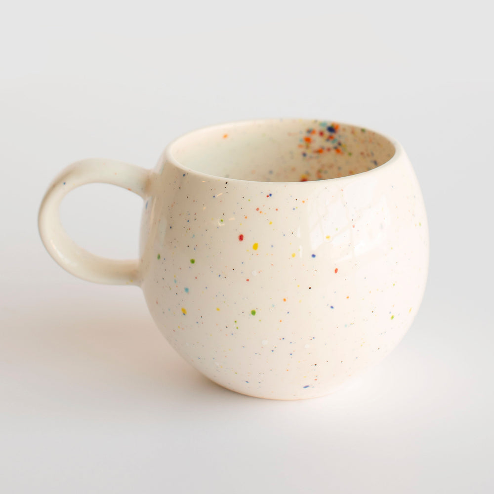 Party Ball Mug in White