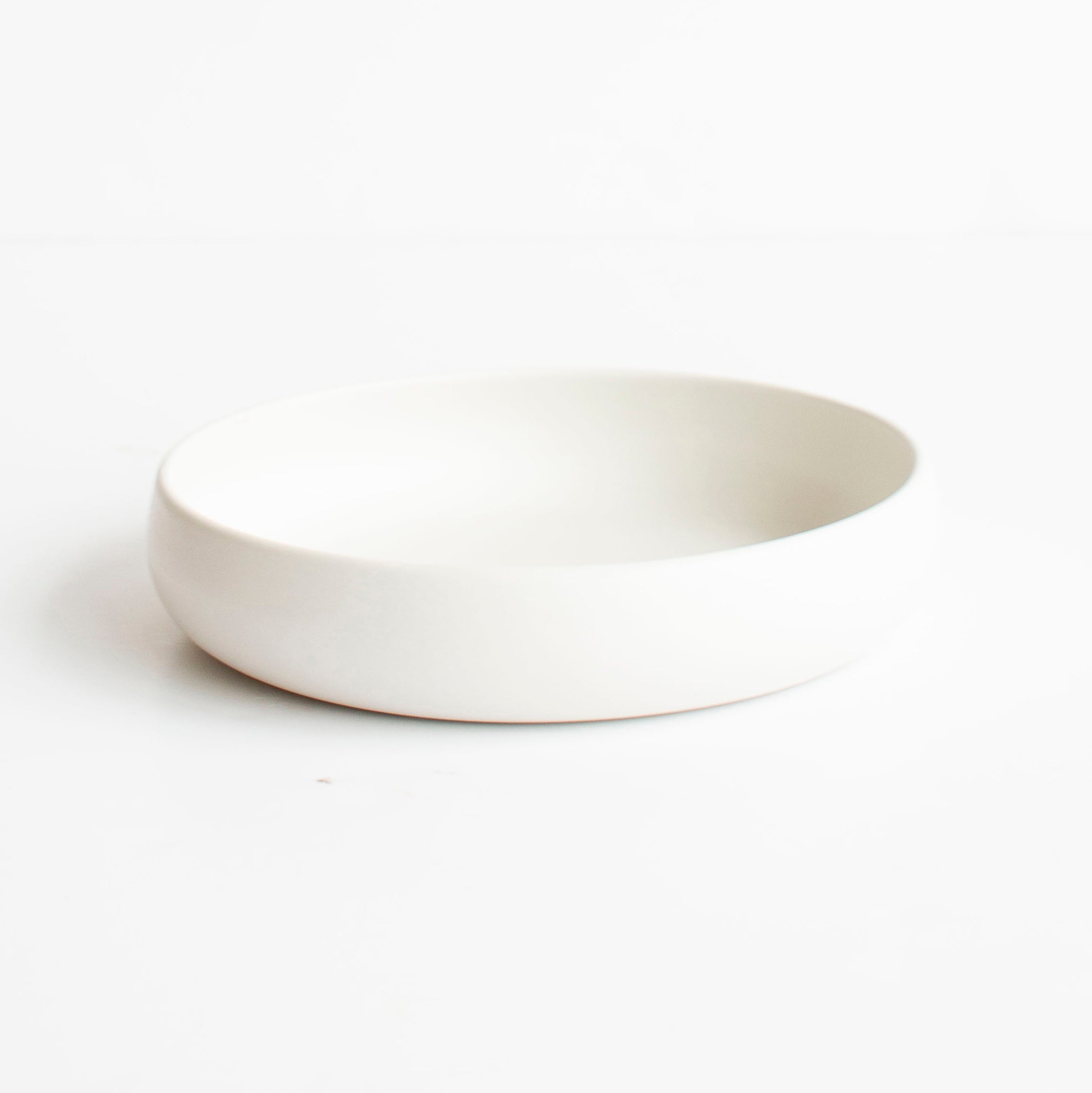 Edan Stoneware Pasta Plate in White