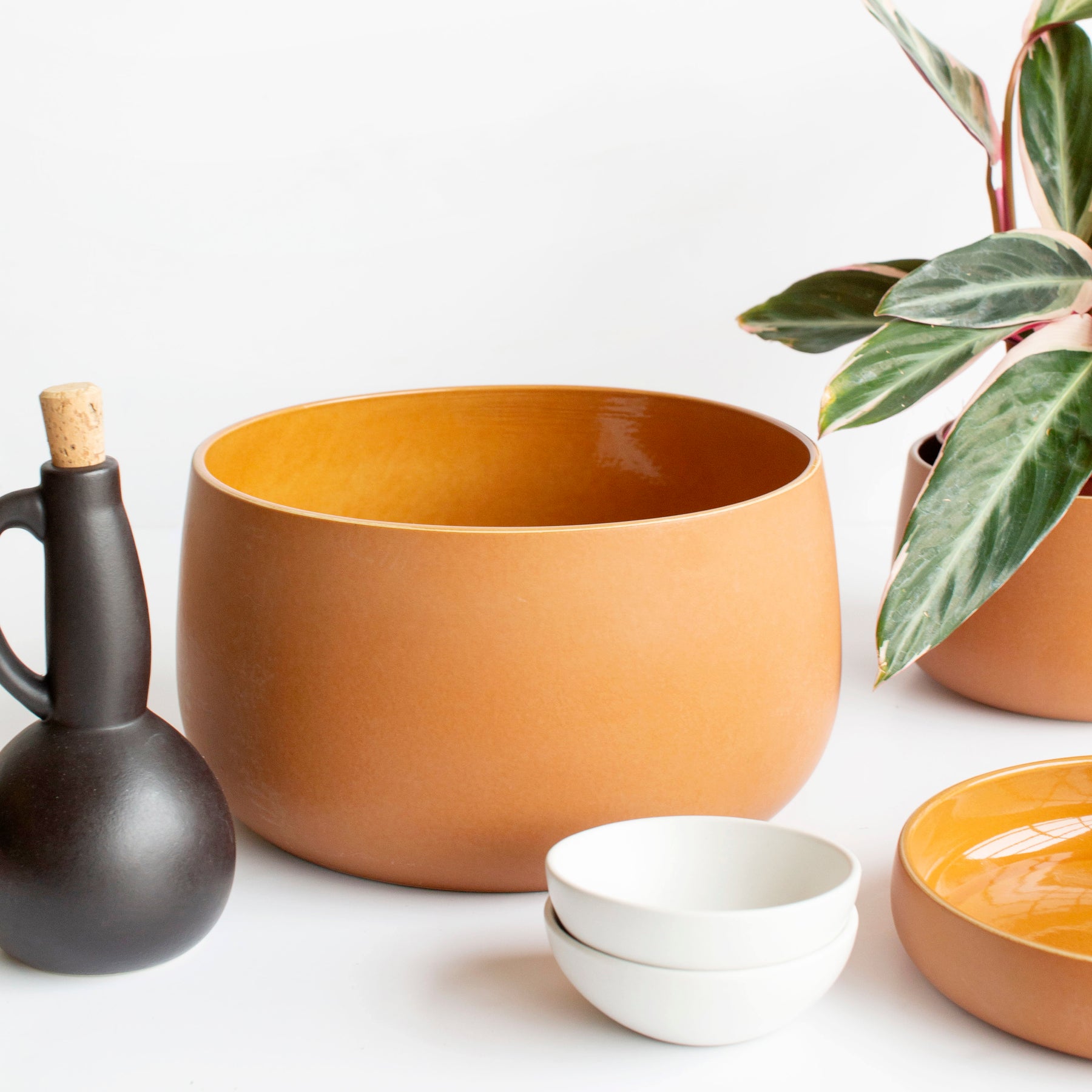 Dadasi Stoneware Pinch Bowl – Salt & Sundry